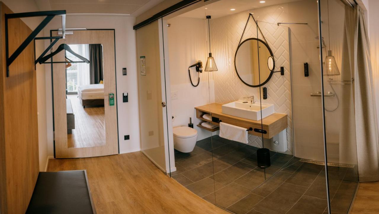 Loom Hotel & Skybar アイスリンゲン エクステリア 写真