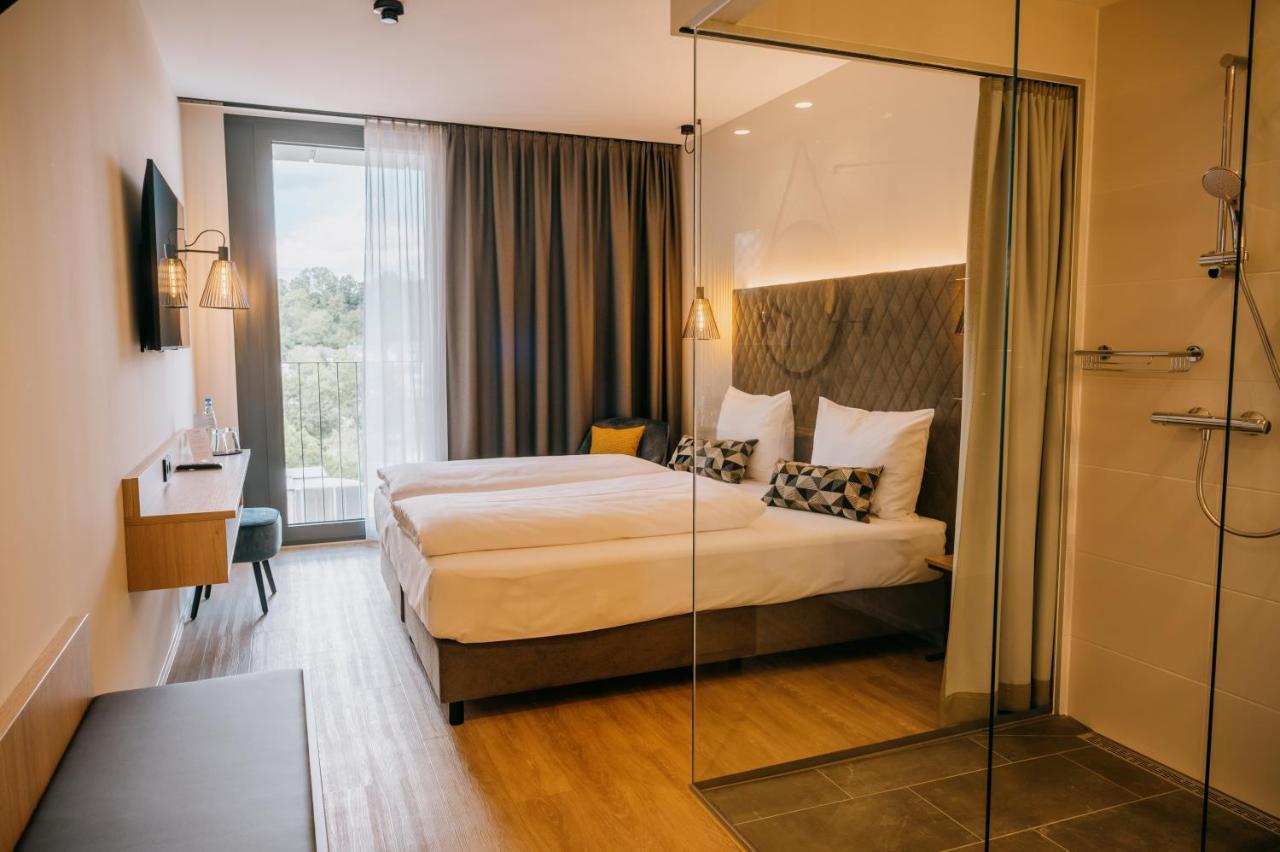 Loom Hotel & Skybar アイスリンゲン エクステリア 写真